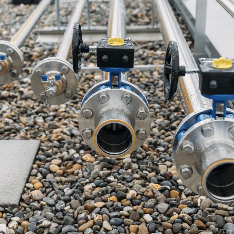 Geberit Mapress Therm ist auch für Solar-, Fernwärme- und Druckluftanwendungen geeignet Geberit Mapress Therm ist auch für Solar-, Fernwärme- und Druckluftanwendungen geeignet